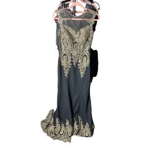 Baby Online Mermaid Lace Formal Black Gold toned Embroidered‎ Dress NWOT